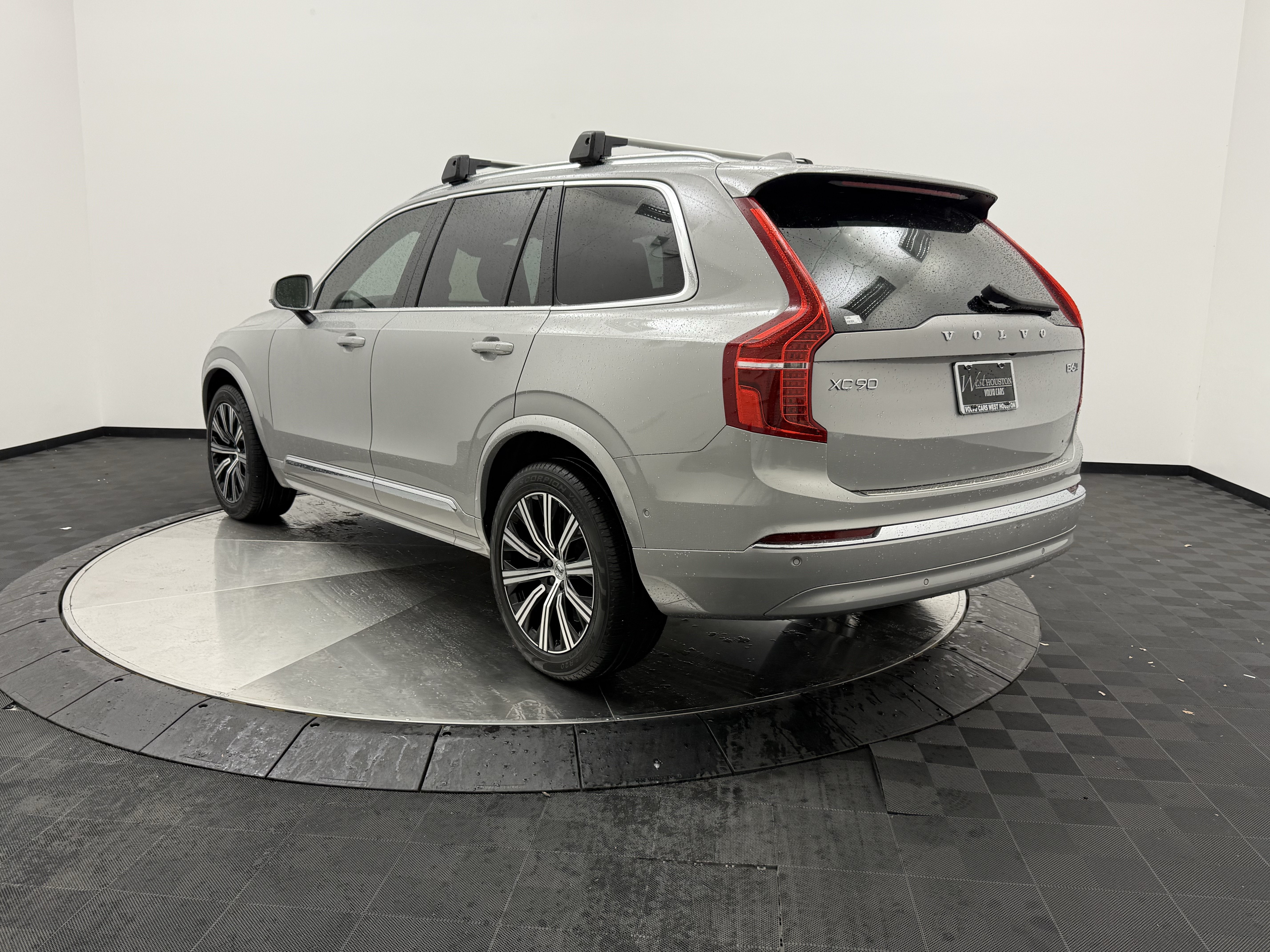 Certified 2024 Volvo XC90 B6 Plus w/ Protection Package Premier AWD/4WD image 5