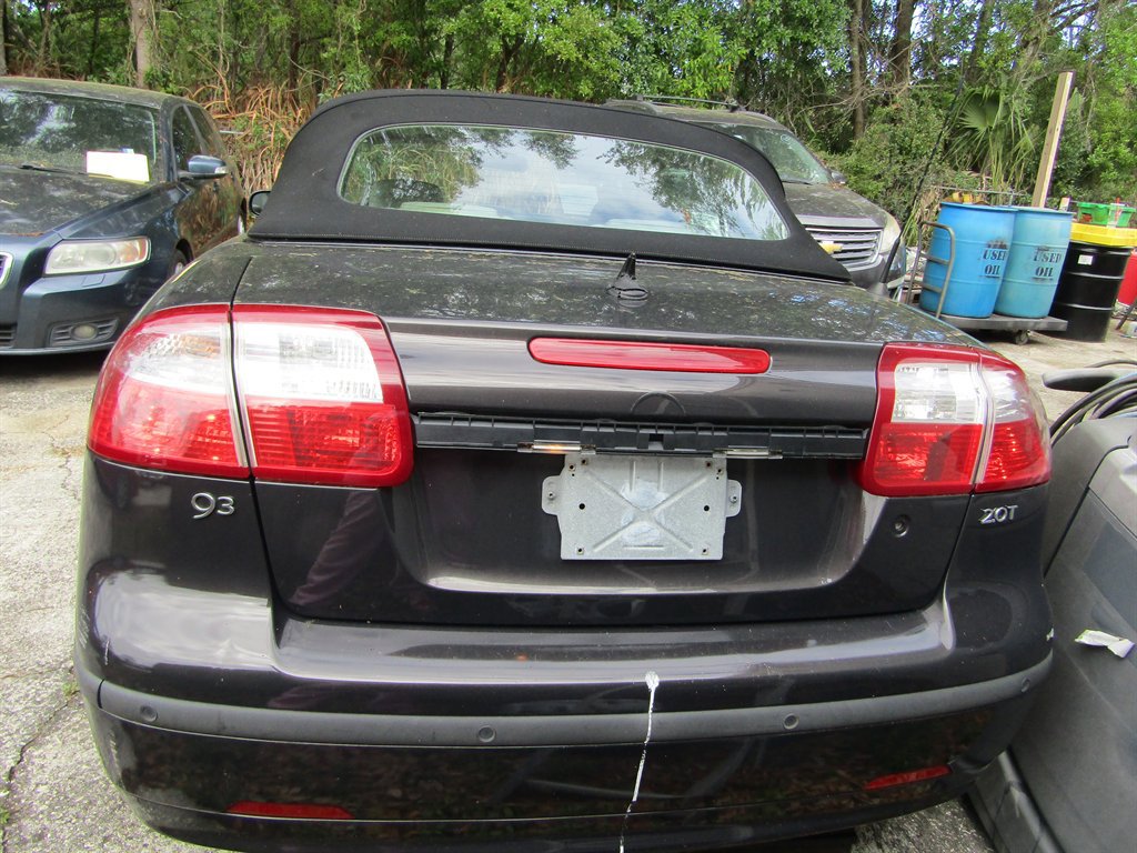 Used 2004 Saab 9-3 Arc image 3