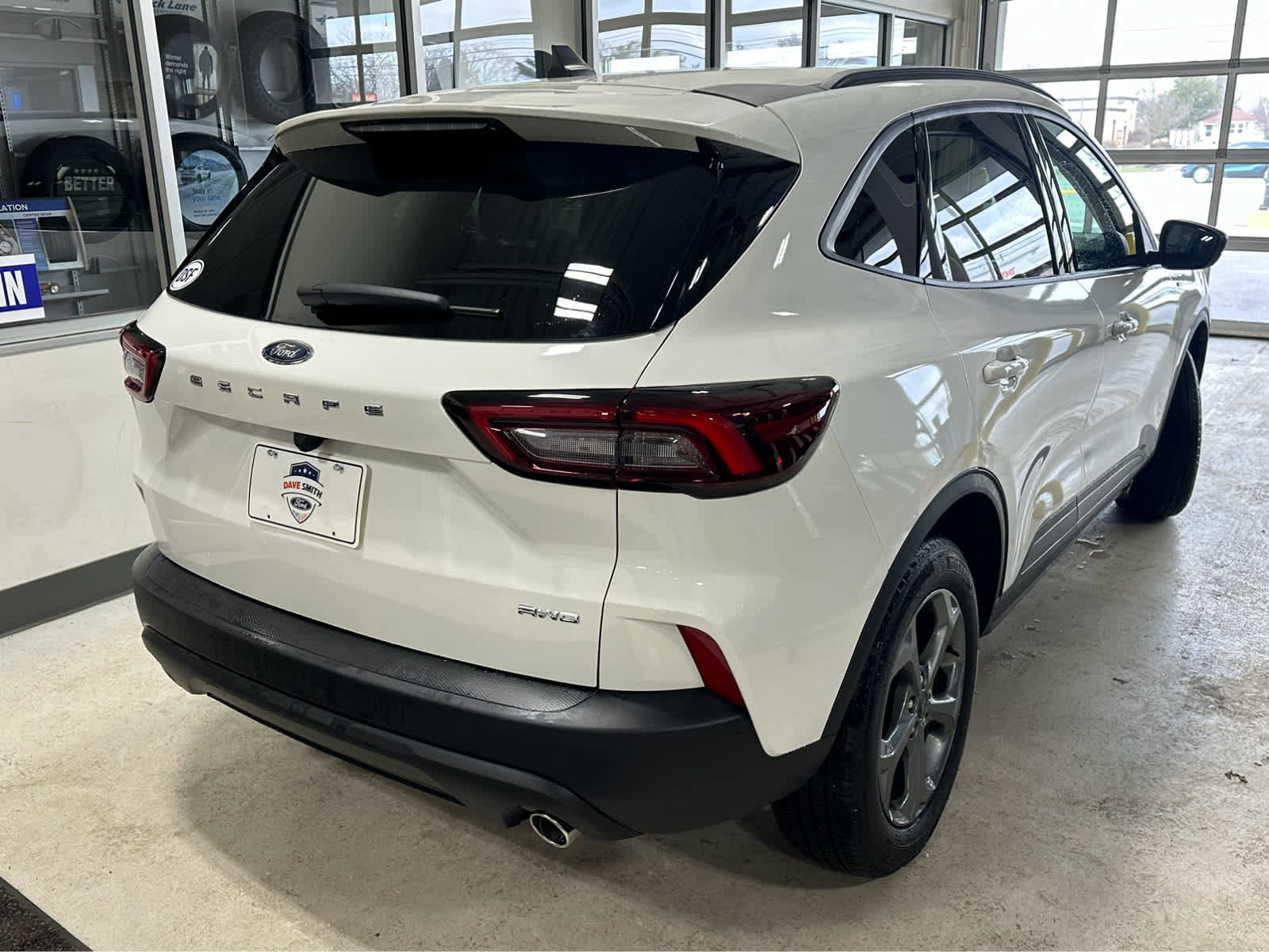 New 2025 Ford Escape ST-Line w/ Cold Weather Package image 7