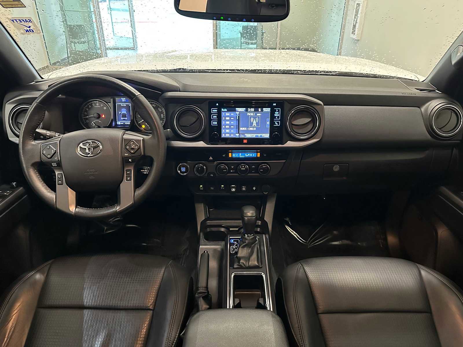 Used 2019 Toyota Tacoma TRD Off-Road image 10