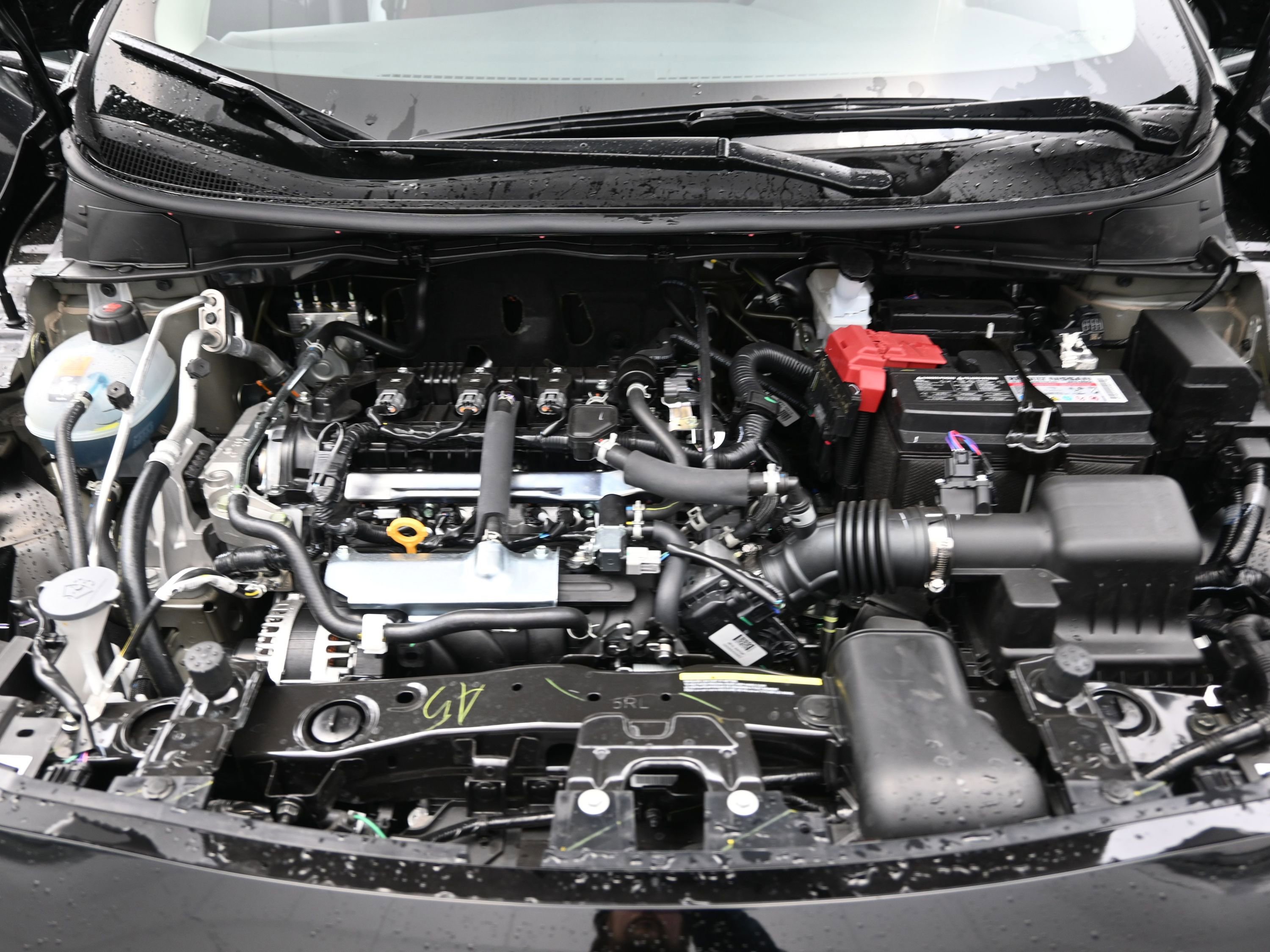 New 2025 Nissan Versa SR image 21