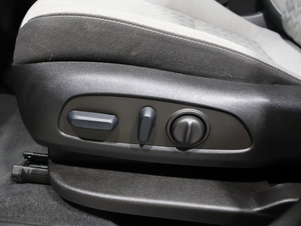 Used 2022 Chevrolet Equinox LT image 10