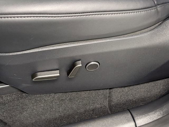 Used 2025 Tesla Model Y Long Range image 10