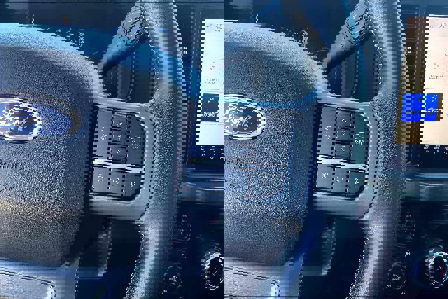 Used 2024 Ford F250 Lariat w/ FX4 Off-Road Package image 22