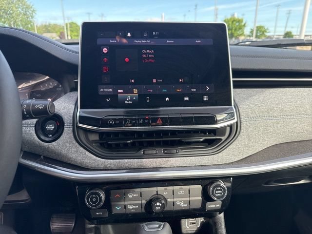 Used 2022 Jeep Compass Latitude AWD/4WD image 20