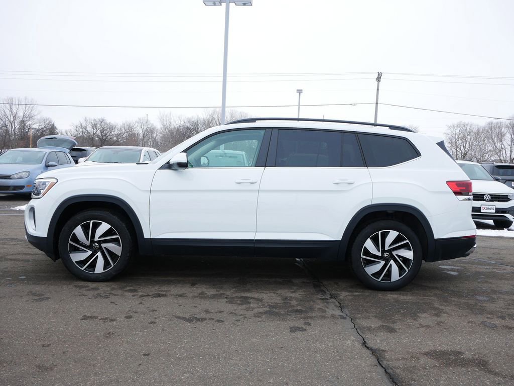 Used 2025 Volkswagen Atlas SE AWD/4WD image 6
