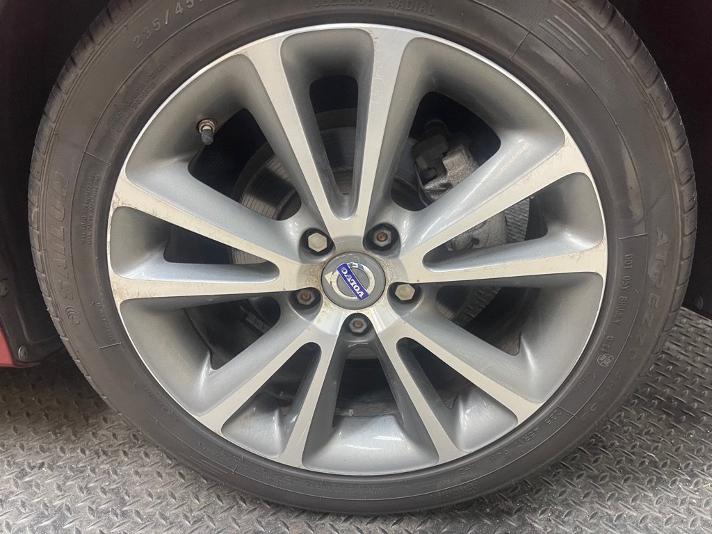 Used 2011 Volvo C70 T5 w/ Convenience Pkg FWD image 40