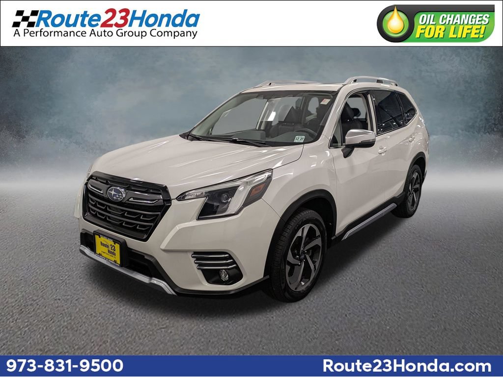 Used 2022 Subaru Forester Touring AWD/4WD image 1