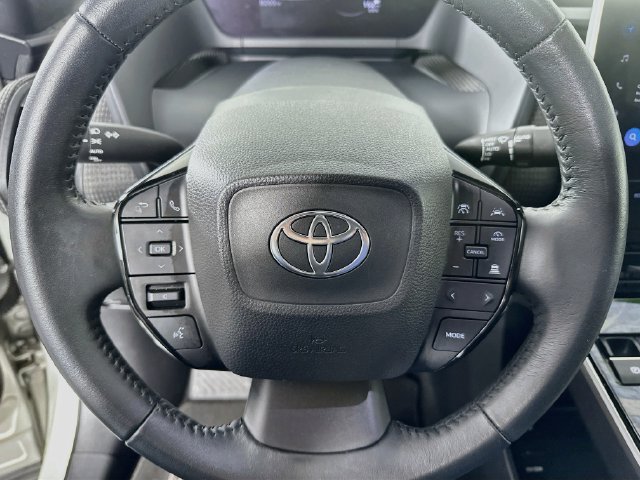 Used 2023 Toyota bZ4X AWD image 19