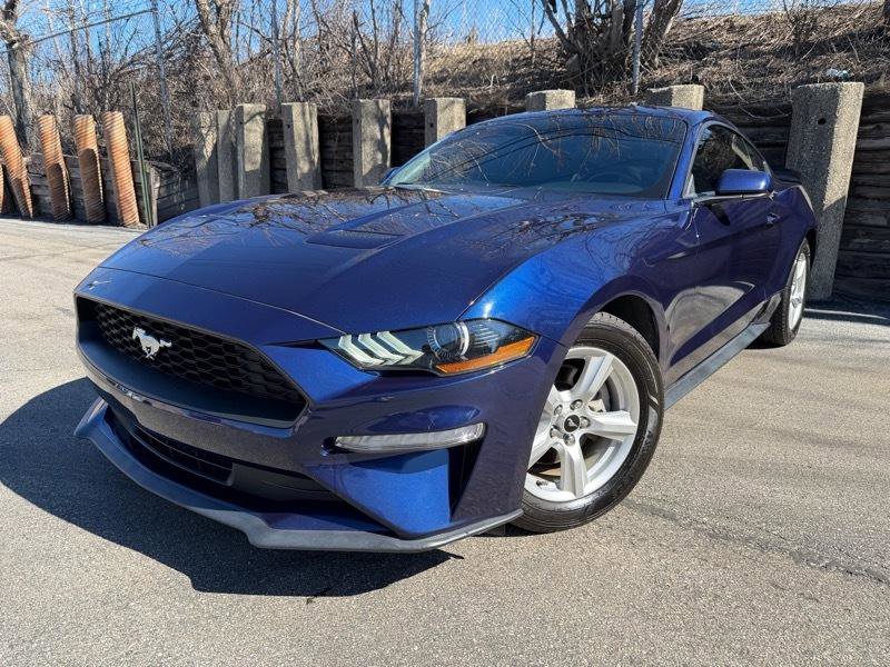 Used 2019 Ford Mustang Coupe RWD image 1