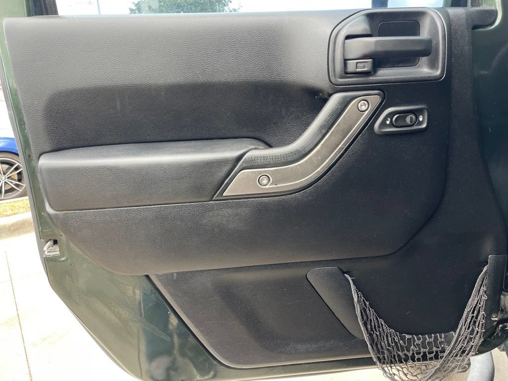 Used 2012 Jeep Wrangler Unlimited Sport AWD/4WD image 16