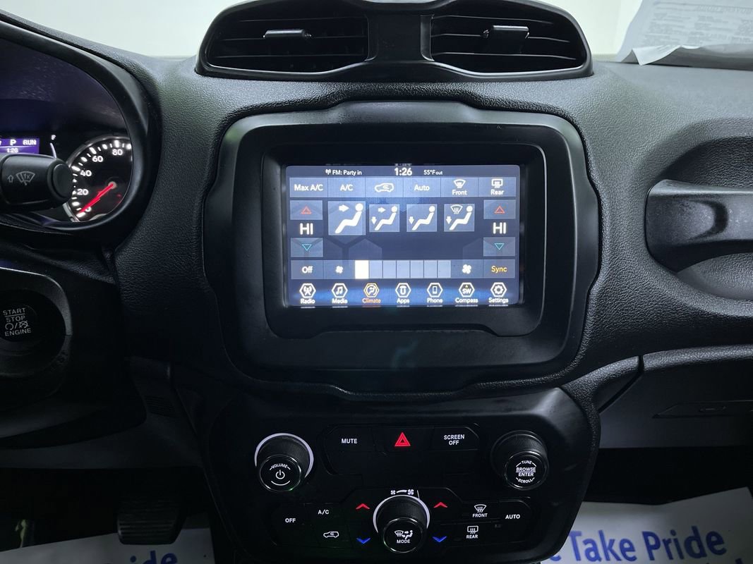 Used 2018 Jeep Renegade Latitude image 22