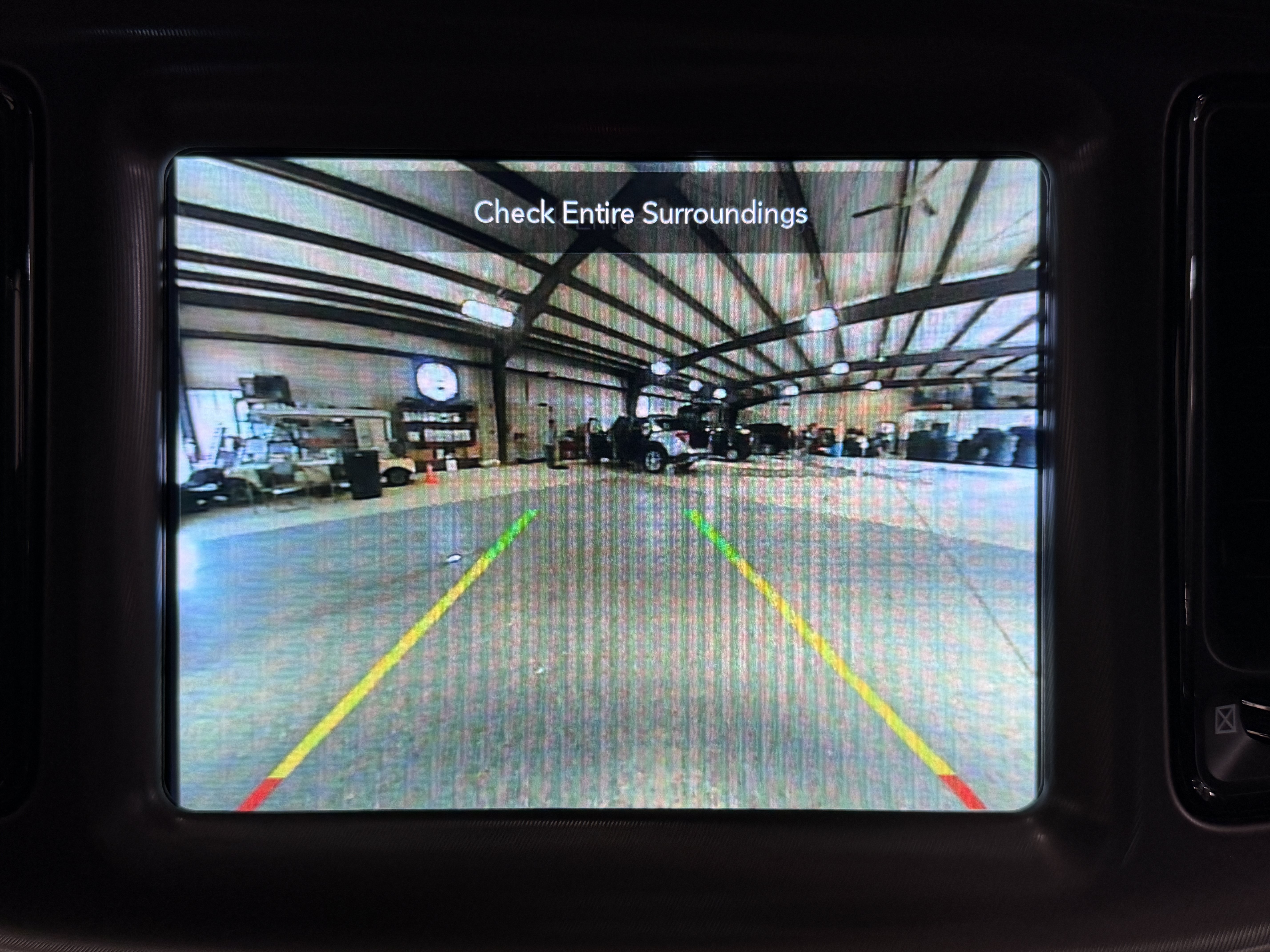 Used 2022 Dodge Challenger SXT w/ Driver Convenience Group RWD image 10