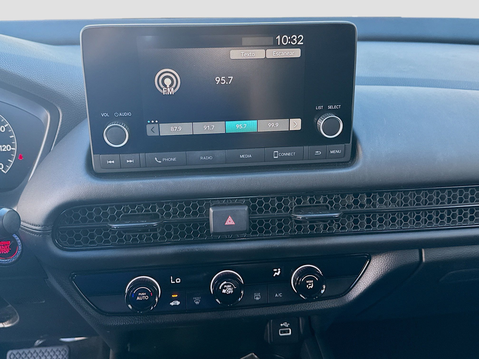 Certified 2023 Honda HR-V LX image 12