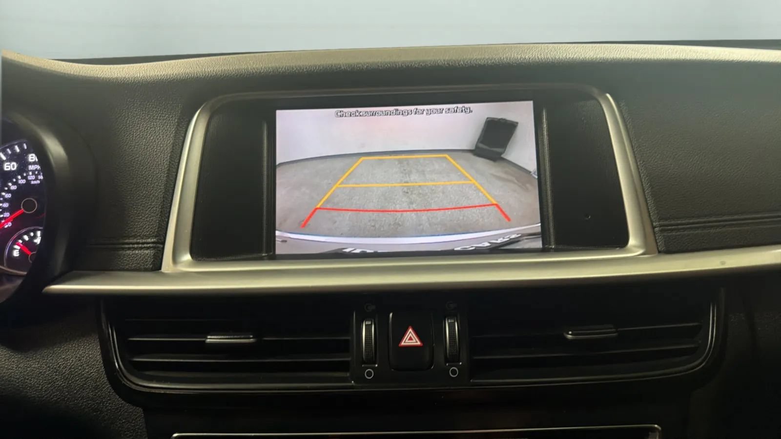 Used 2020 Kia Optima LX FWD image 14