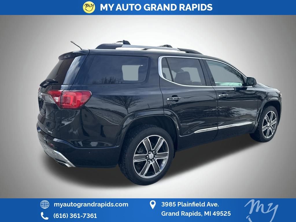 Used 2017 GMC Acadia Denali image 7