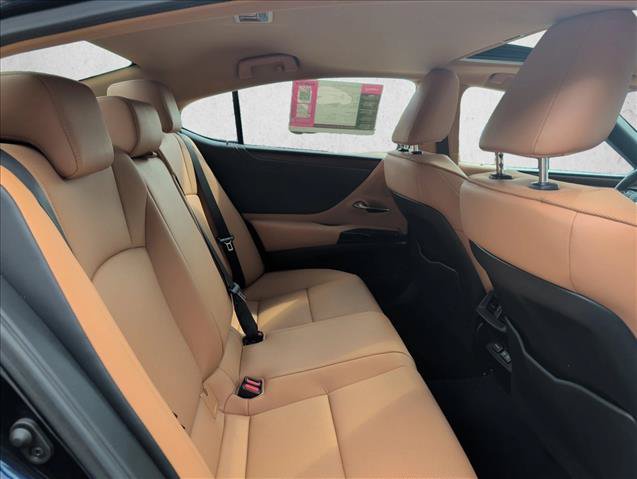 Used 2024 Lexus ES 350 w/ Premium Package FWD image 24
