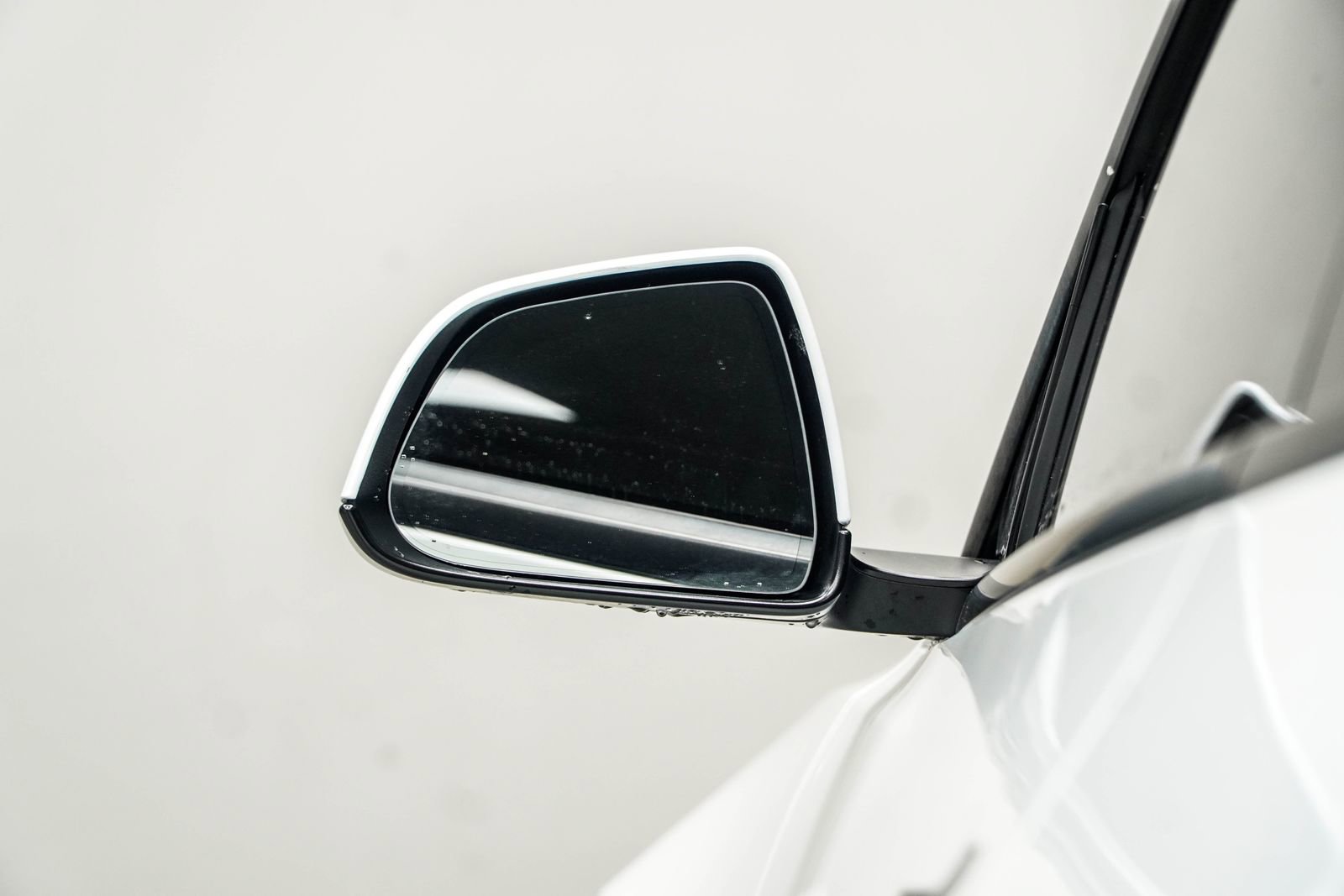 Used 2021 Tesla Model 3 Standard Range Plus image 14