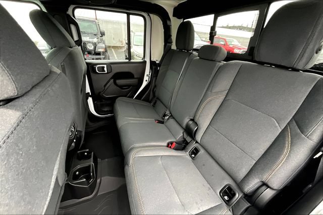 New 2025 Jeep Gladiator Sport AWD/4WD image 10