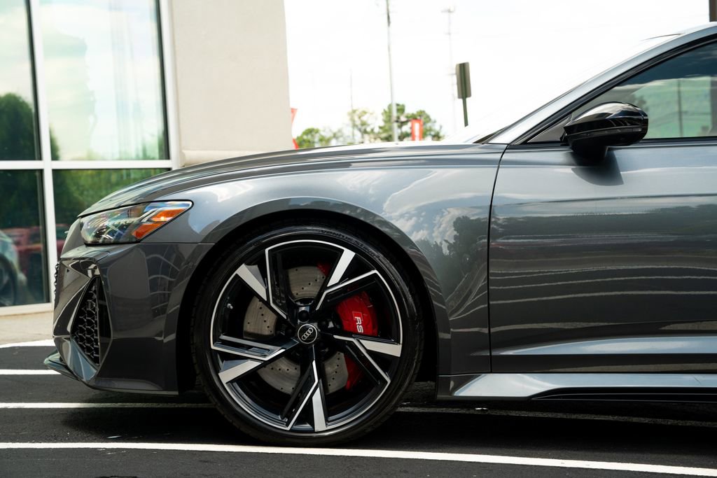 Used 2022 Audi RS 6 w/ Executive Package AWD/4WD image 25