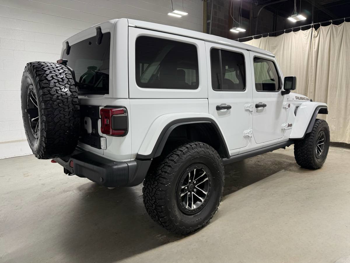 Used 2024 Jeep Wrangler Unlimited Rubicon image 4