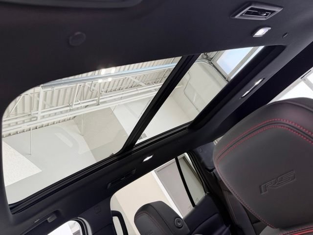 New 2027 Chevrolet Traverse RS AWD/4WD image 21