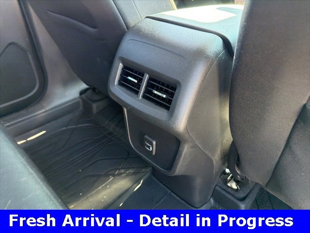 Used 2020 Chevrolet Equinox LT image 25