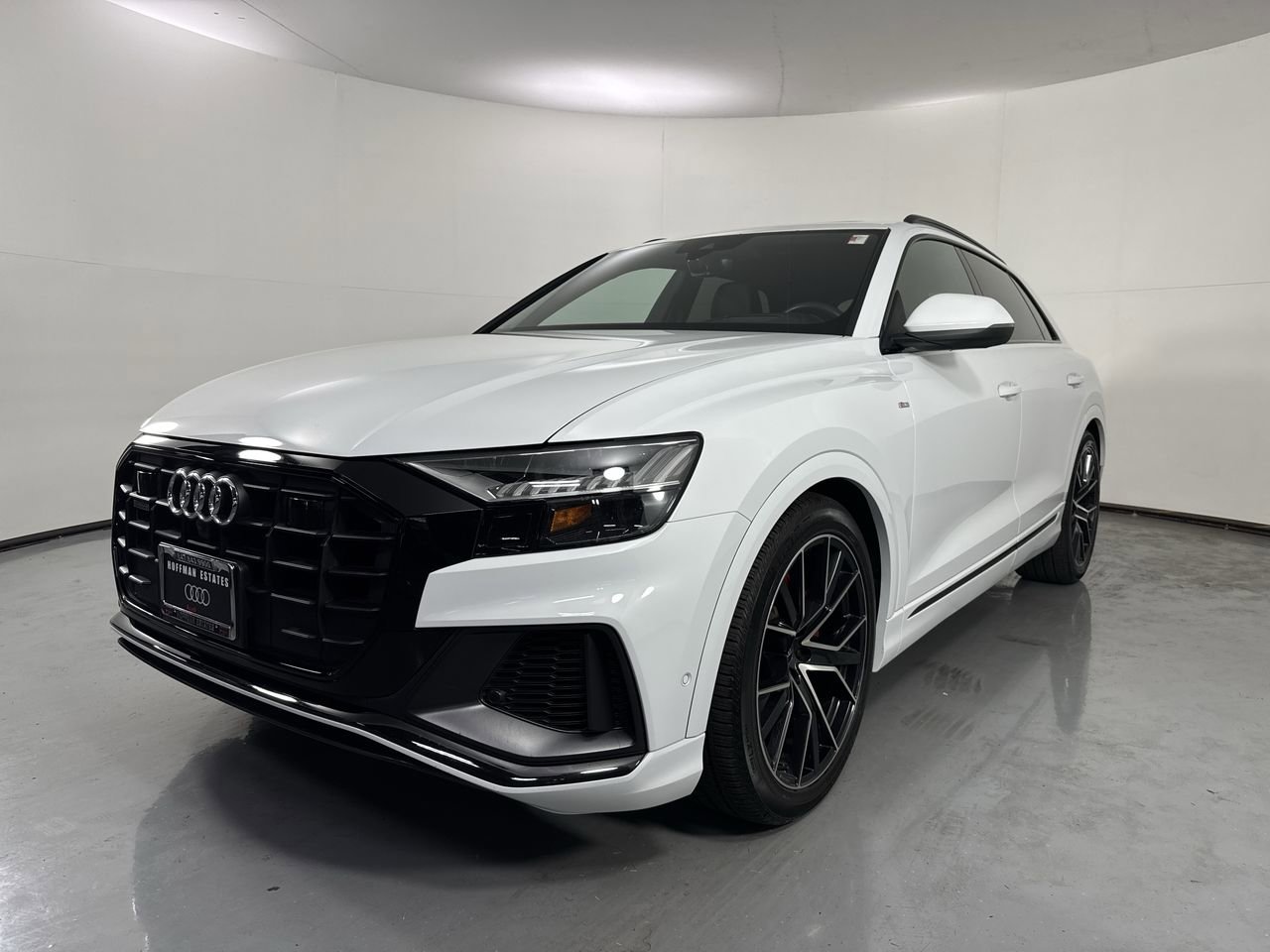 Used 2021 Audi Q8 Prestige AWD/4WD image 31