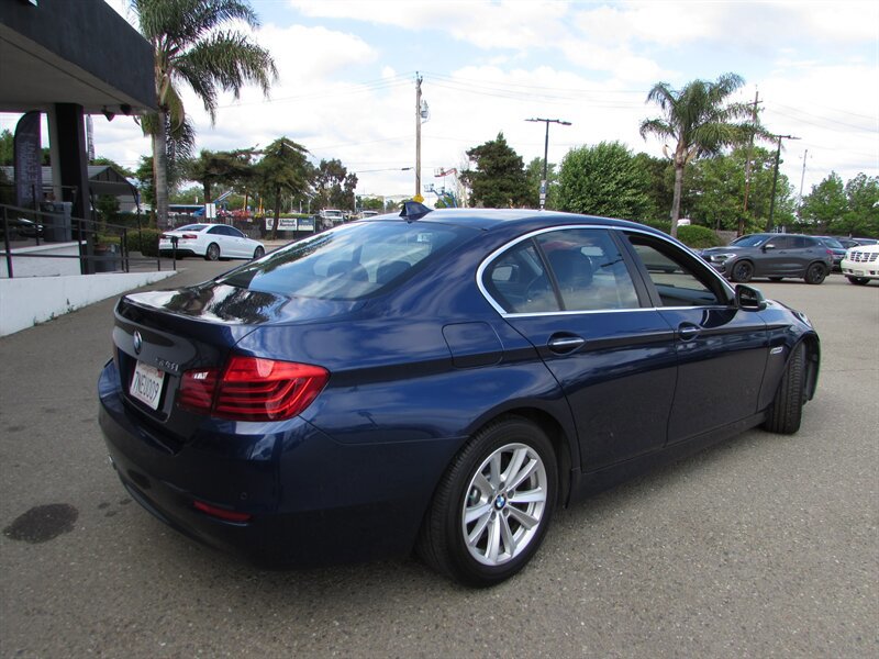 Used 2015 BMW 528i Sedan RWD image 8