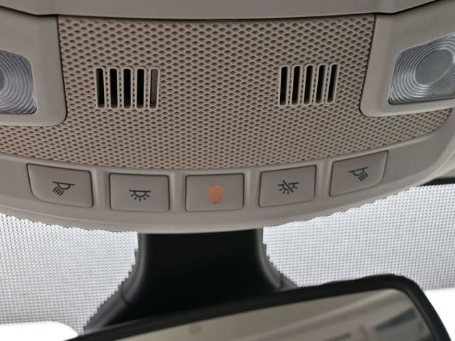 Used 2024 Ford Edge Titanium image 37