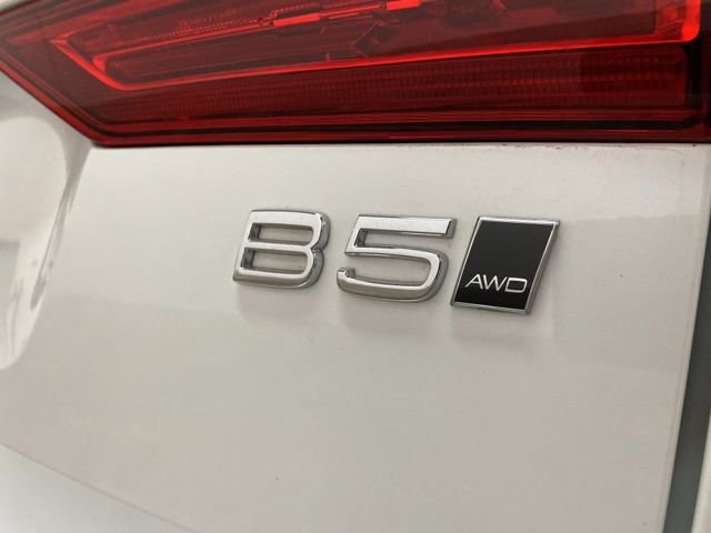 Used 2025 Volvo XC60 B5 Core image 90
