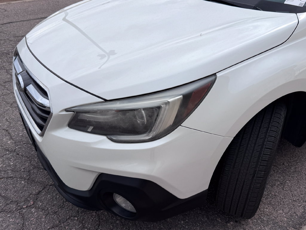 Used 2018 Subaru Outback 2.5i Touring w/ Popular Package #3 AWD/4WD image 5