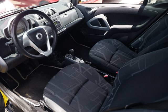 Used 2008 smart fortwo pure RWD image 6