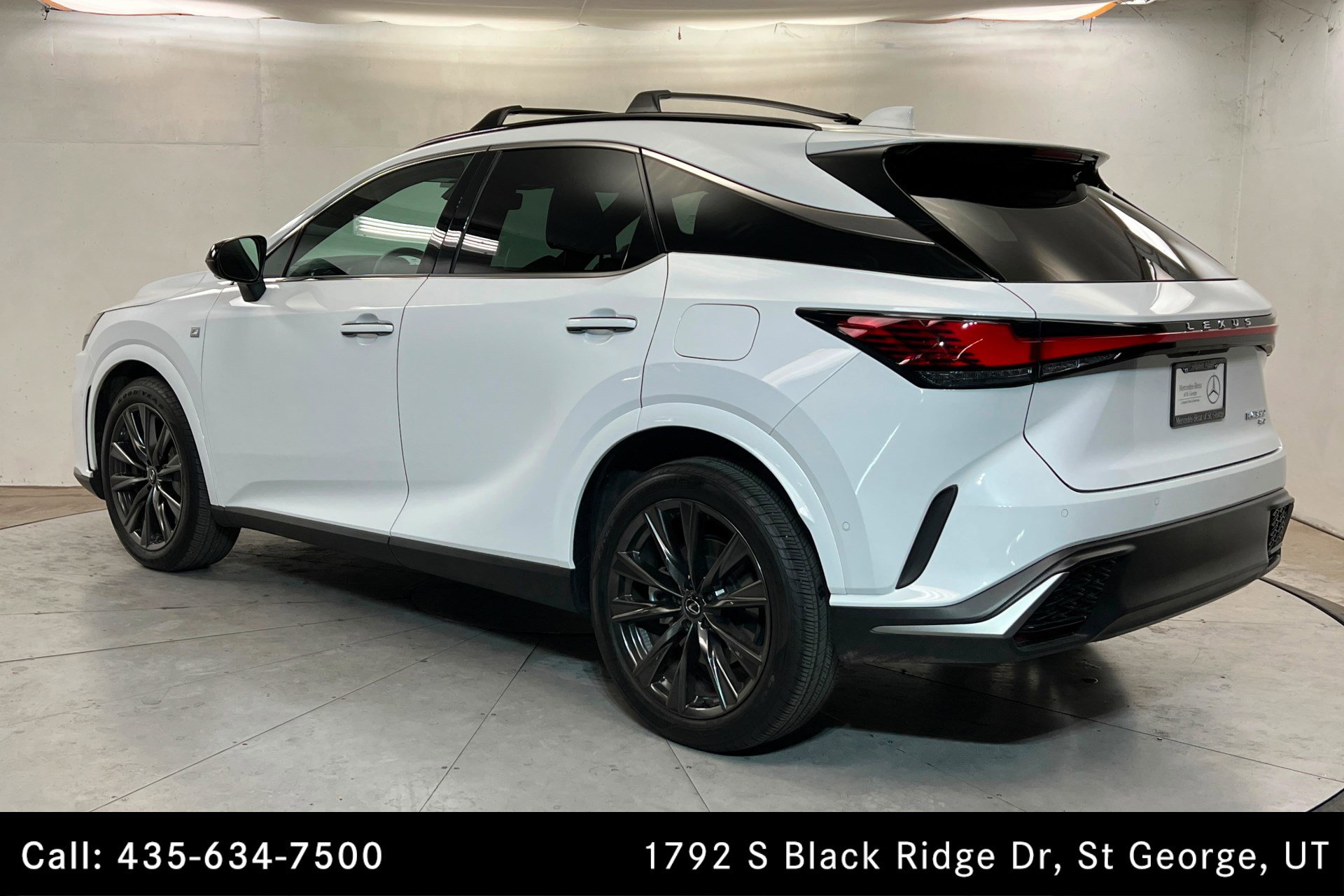 Used 2024 Lexus RX 350 F Sport w/ Convenience Package image 3