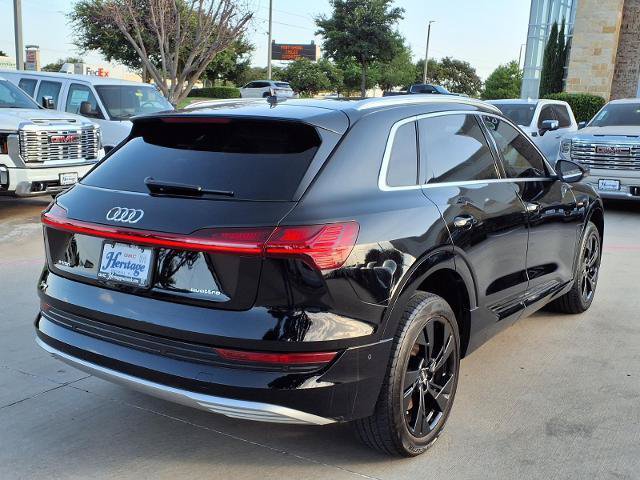 Used 2022 Audi e-tron Premium Plus AWD/4WD image 3