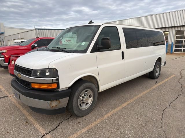 Used 2020 Chevrolet Express 3500 LT w/ LT Preferred Equipment Group image 2
