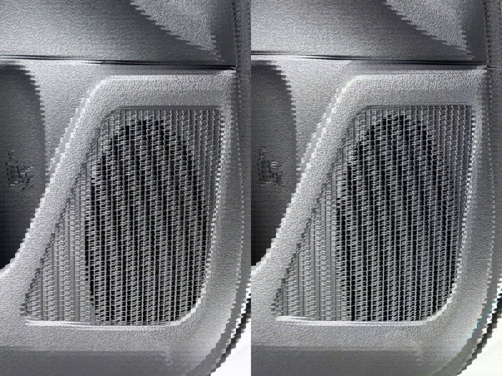 Used 2022 Nissan Altima 2.5 SR w/ Midnight Edition Package image 32