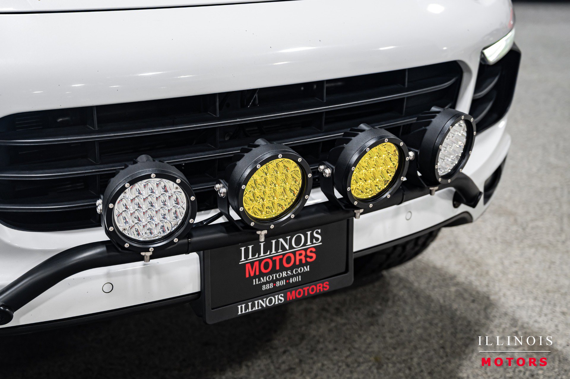 Used 2016 Porsche Cayenne S image 10