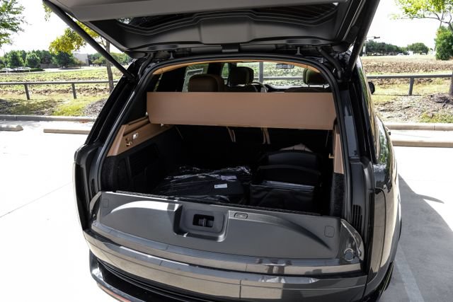 New 2026 Land Rover Range Rover Long Wheelbase Autobiography AWD/4WD image 70