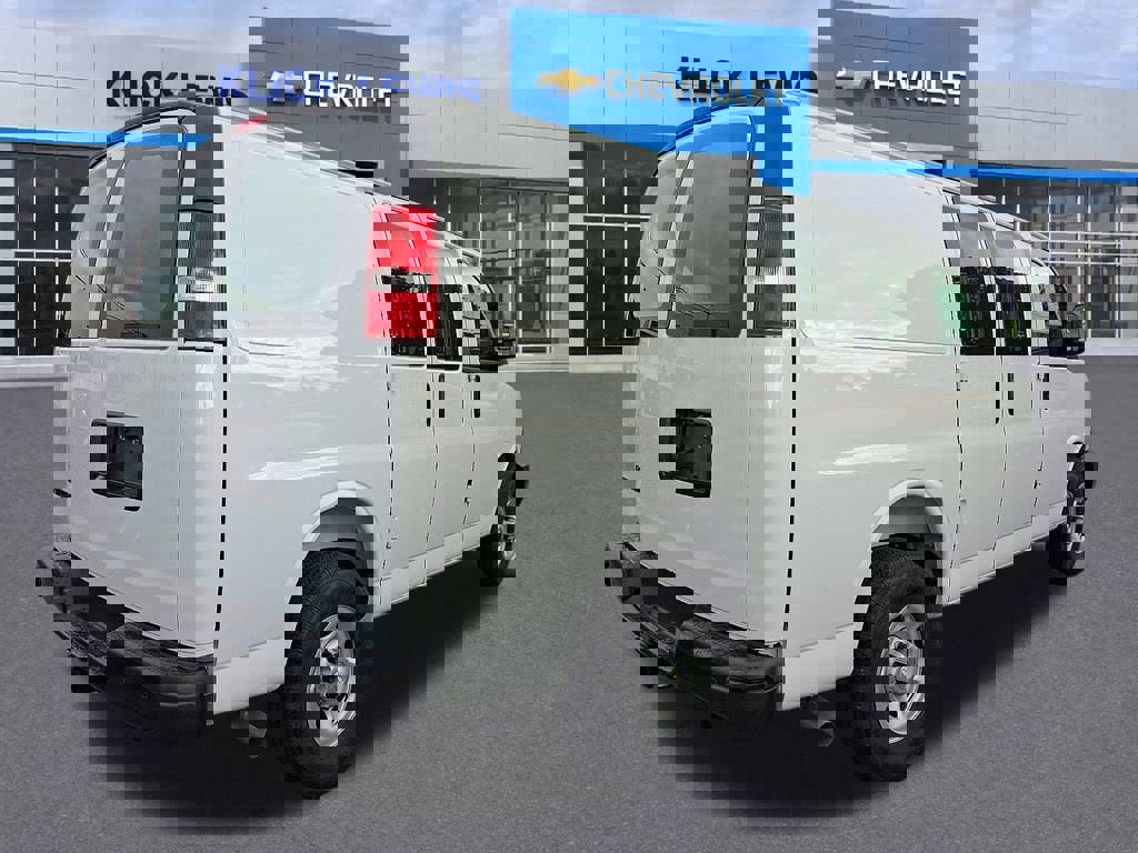 New 2025 Chevrolet Express 3500 w/ Driver Convenience Package image 4