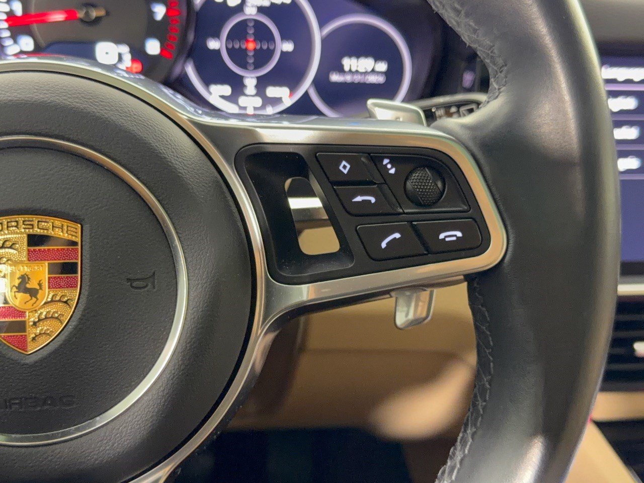 Certified 2022 Porsche Cayenne AWD/4WD image 19