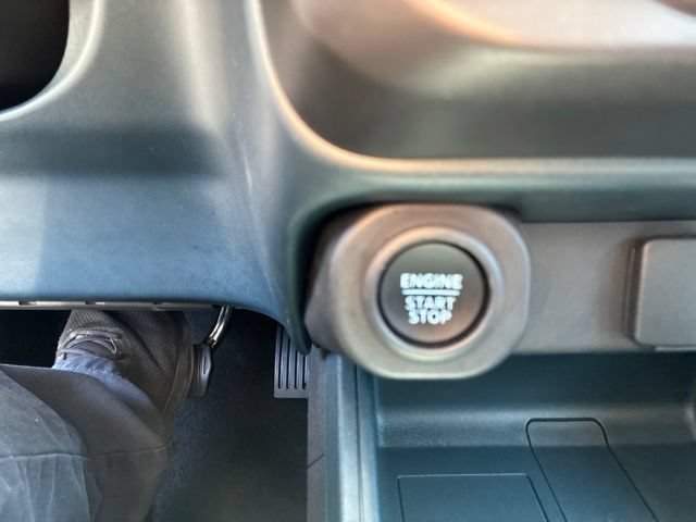 Certified 2025 Ford Maverick XLT w/ XLT Luxury Package FWD image 19