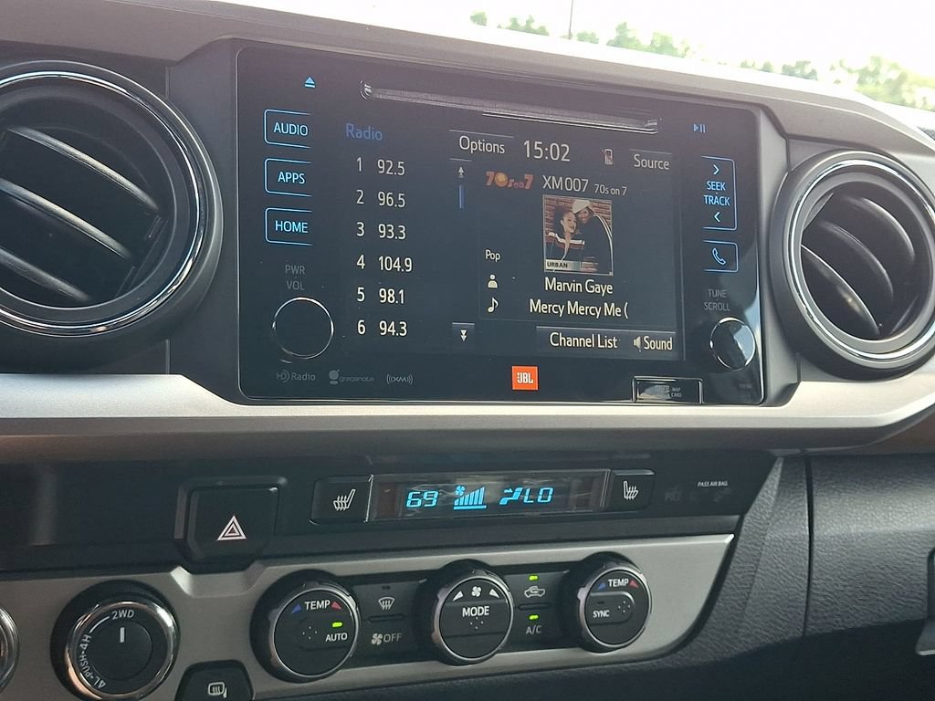 Used 2019 Toyota Tacoma Limited AWD/4WD image 24