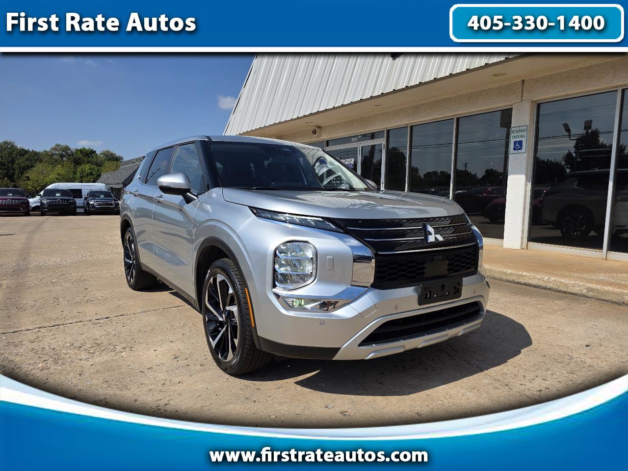 Used 2024 Mitsubishi Outlander AWD image 1