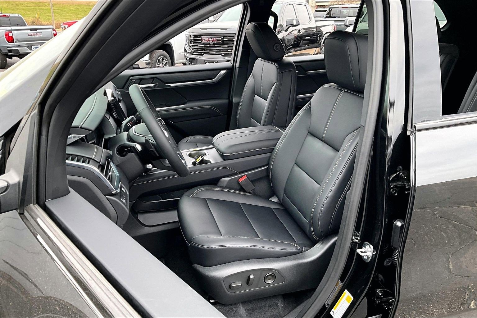 New 2026 GMC Acadia Elevation w/ Black Edition image 9