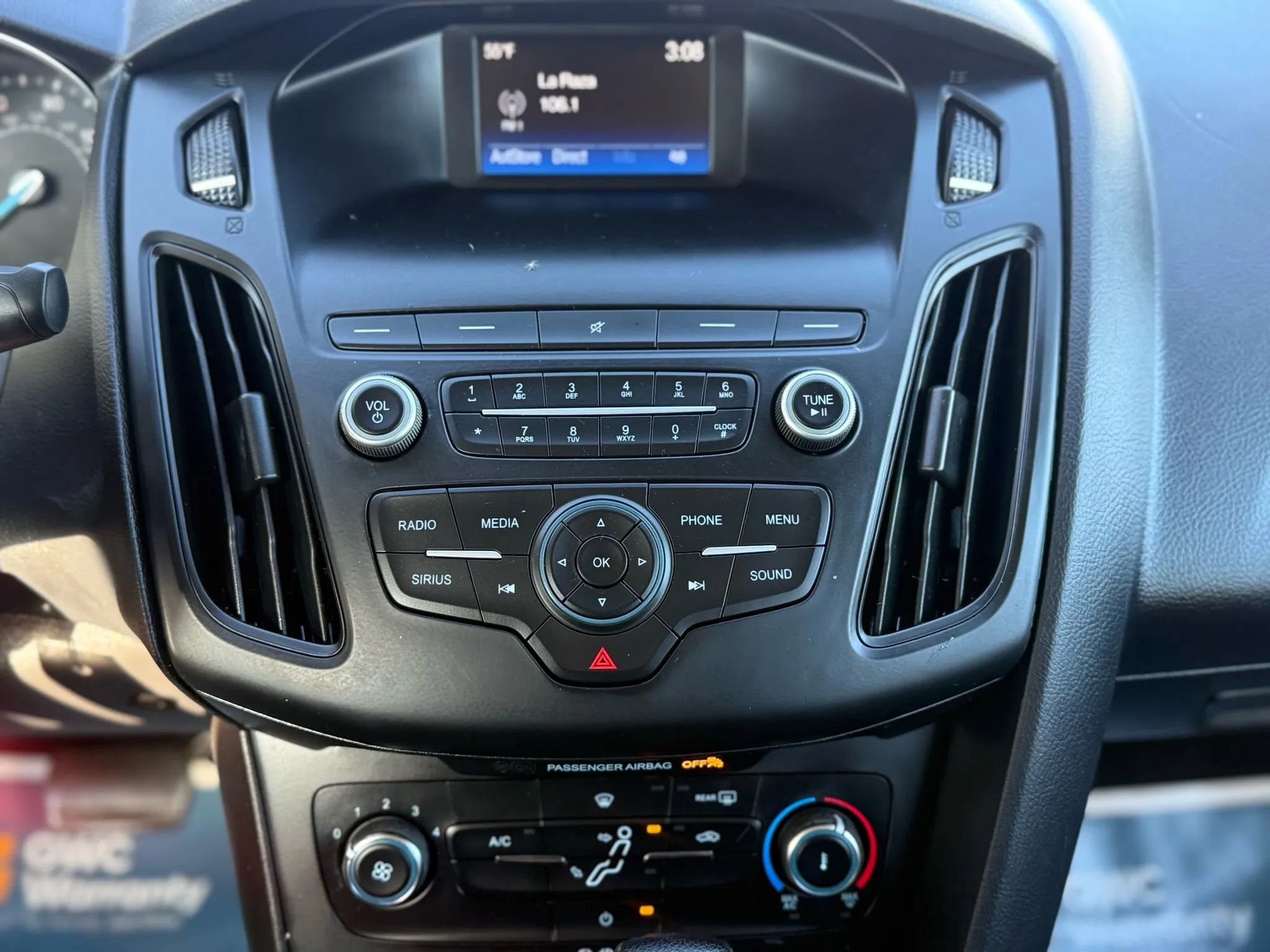 Used 2018 Ford Focus SE image 20