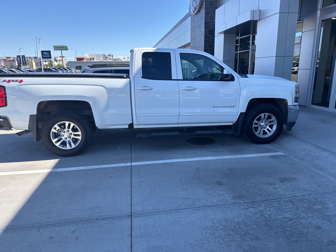 Used 2017 Chevrolet Silverado 1500 LT w/ All Star Edition AWD/4WD image 11
