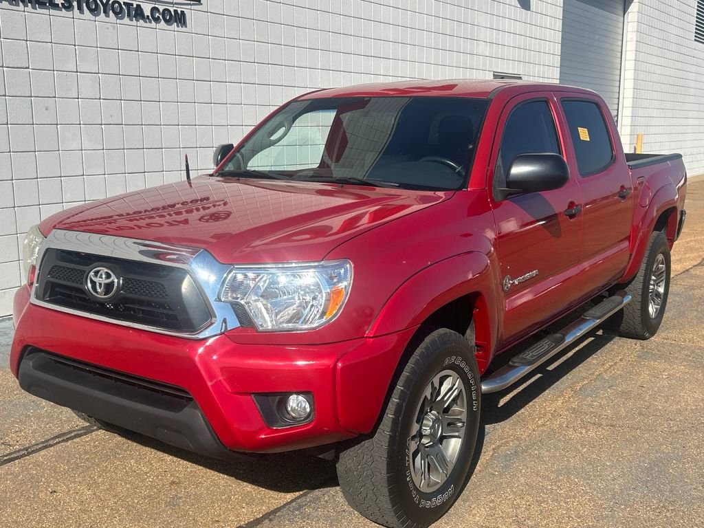 Used 2015 Toyota Tacoma 4x4 Double Cab w/ SR5 Package image 1