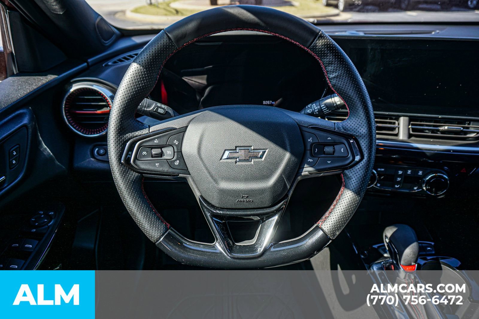 Used 2025 Chevrolet Trax RS FWD image 31