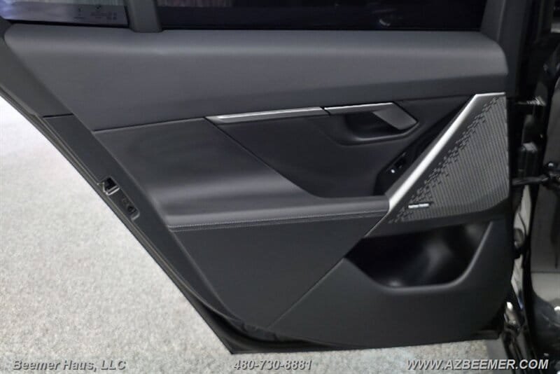 Used 2026 BMW 530i w/ M Sport Package RWD image 22
